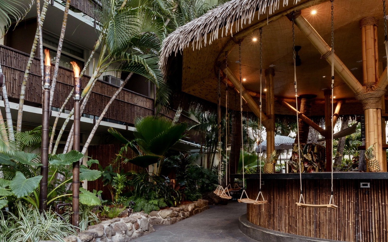 White Sands Hotel — kamaʻāina rate